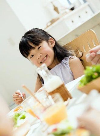 假期家长需警惕儿童烧烫伤图片1