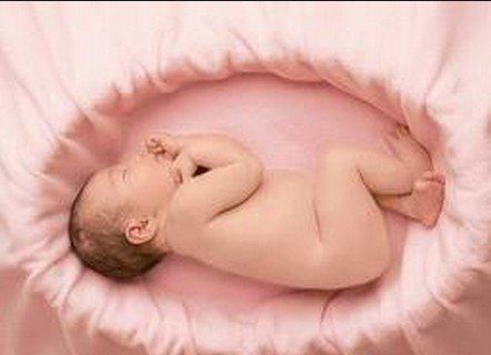 新生宝宝需要验“足跟血”图片1