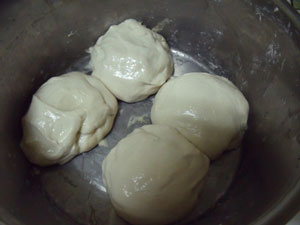 泰国香蕉煎饼的做法图解，香蕉煎饼怎么做图片2