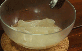 【咖喱牛蹄筋】牛蹄筋表面加入生粉