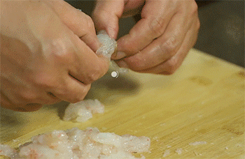 【广式干蒸麦】剁虾泥