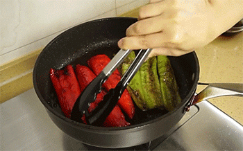 【糖醋辣椒】翻面