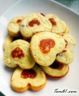 用蛋糕机自制简单可口的小蛋糕图片1