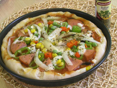 营养全面的蔬菜火腿披萨，自创的