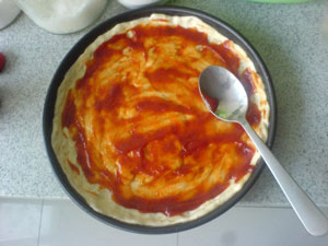 营养全面的蔬菜火腿披萨，自创的图片2