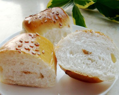 深受小朋友喜爱的奶香小餐包，很适合旅游时