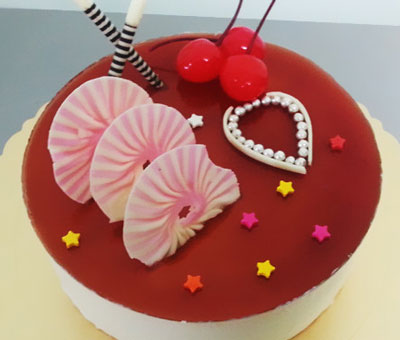 桑葚果汁镜面慕斯的做法