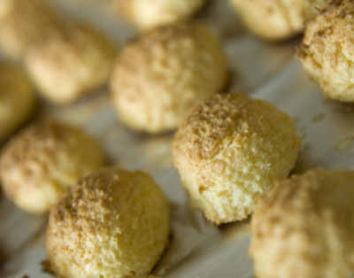 适合新手的简单椰蓉球做法