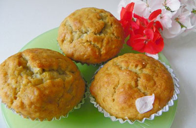 直接法做香蕉麦芬很简单，香甜软糯