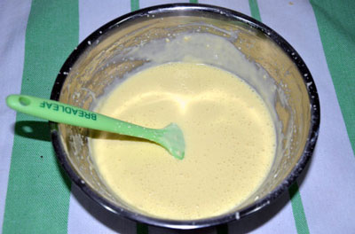 减糖的经典重芝士蛋糕，用奥利奥饼干做的饼