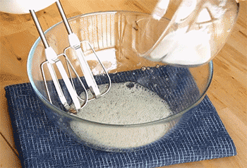 【烤蛋糕】加糖