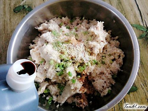 【榆黄菇猪肉饺子】