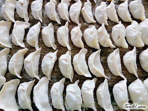【榆黄菇猪肉饺子】