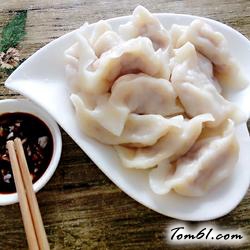 榆黄菇猪肉饺子的做法