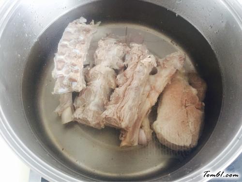 【羊肉烩面】