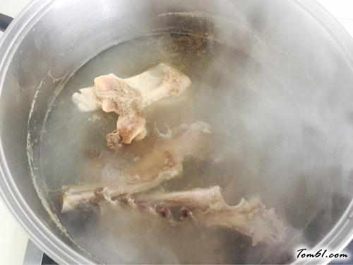 【羊肉烩面】