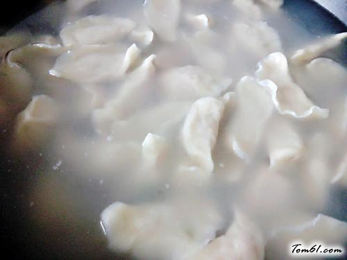 【榆黄菇猪肉饺子】