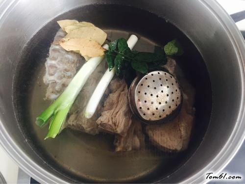 【羊肉烩面】
