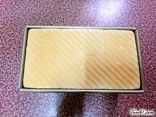 【淡奶油土司（一次发酵法）】