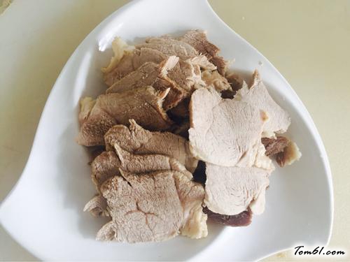 【羊肉烩面】