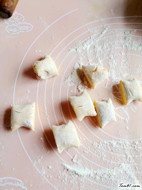 【南瓜素馅蒸饺】