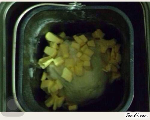 【培根芝士香葱面包】