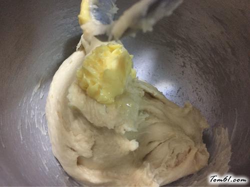 【淡奶油土司（一次发酵法）】