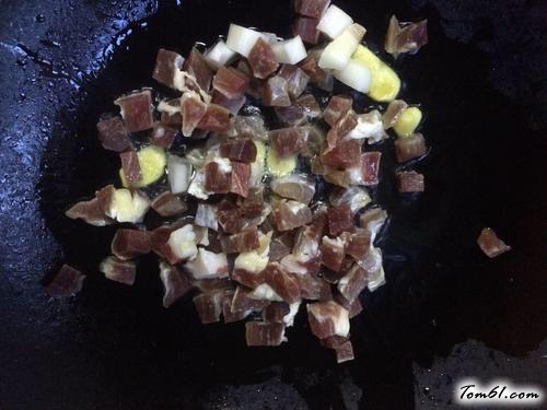 【炒糯米饭】