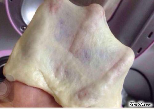 【培根芝士香葱面包】