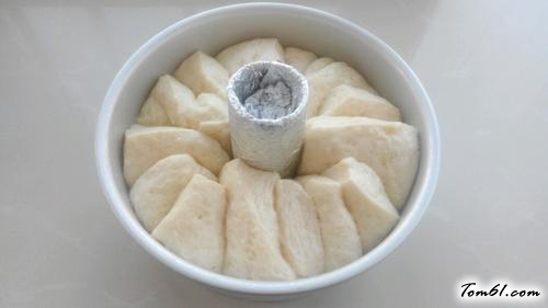 【手撕炼乳面包】