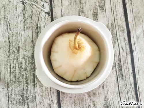 【蓝莓炖雪梨】