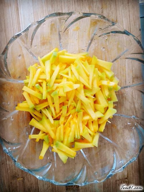 【南瓜鸡蛋饼】