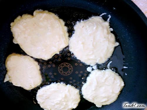 【鸡蛋萝卜丝饼】