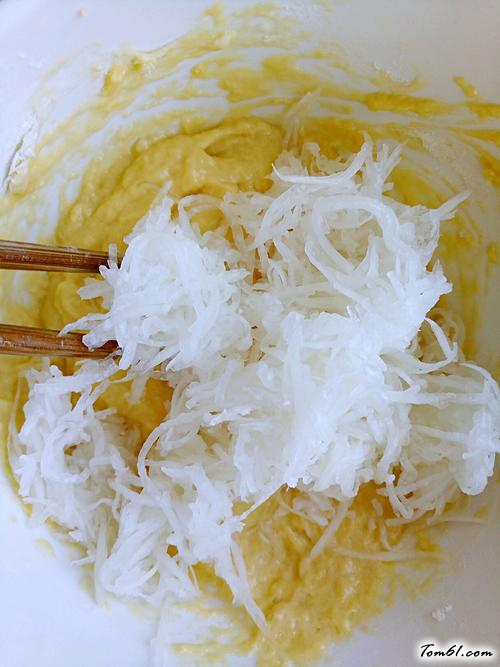 【鸡蛋萝卜丝饼】