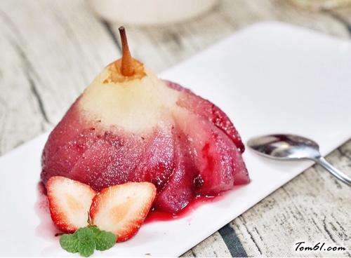 【蓝莓炖雪梨】