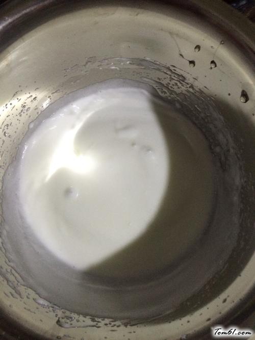 【牛奶红枣蒸蛋糕】