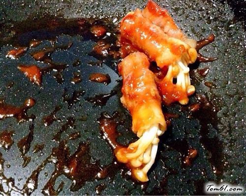 【金针菇培根卷】