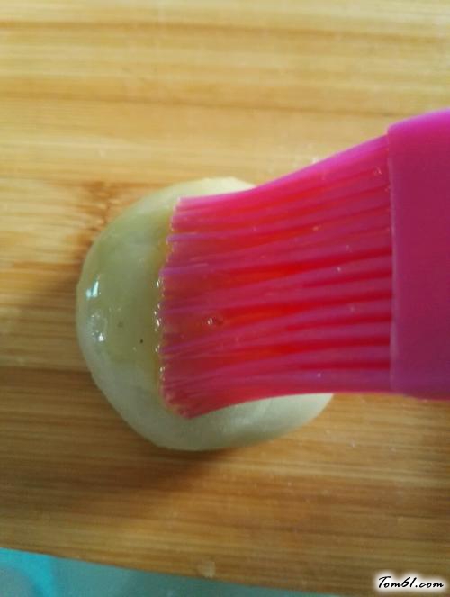 【豆沙开口酥】