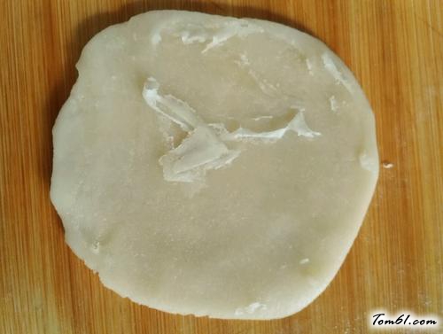 【豆沙开口酥】