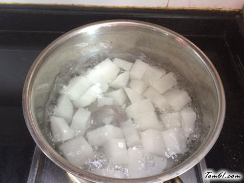 【牛骨南瓜盅】