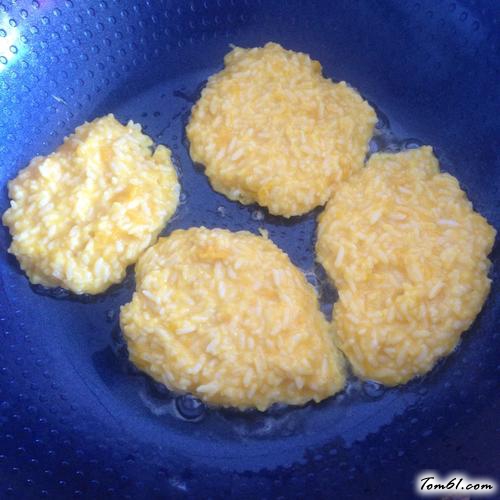 【米饭鸡蛋饼】