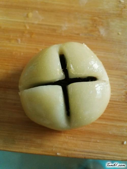 【豆沙开口酥】