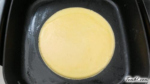 【豆沙鸡蛋卷】