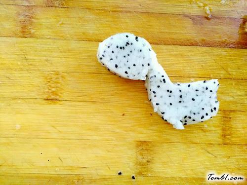 【趣味童话水果拼盘。】