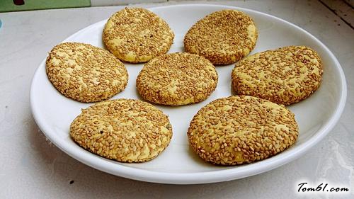 【南瓜糯米芝麻饼】