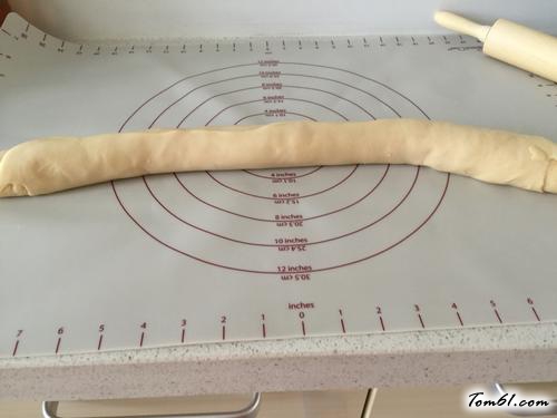 【红豆沙馅酥饼】