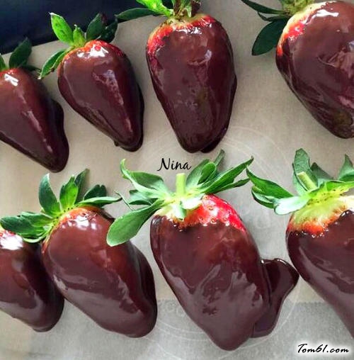 【脆皮巧克力草莓】