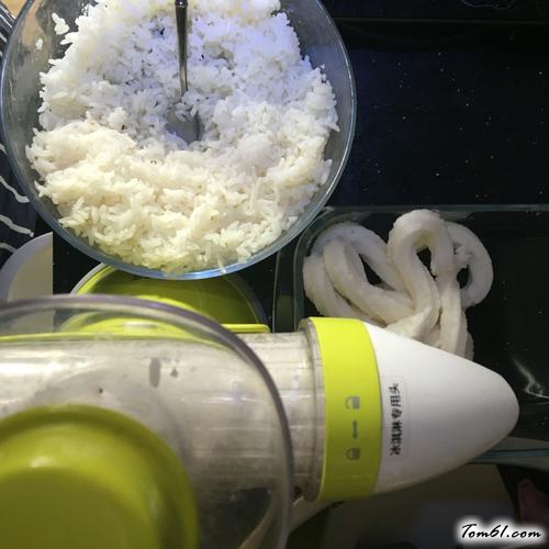 【黄金饭团酥】