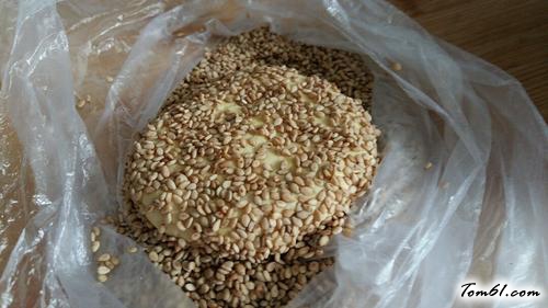 【南瓜糯米芝麻饼】