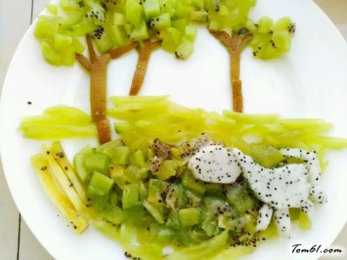 【趣味童话水果拼盘。】